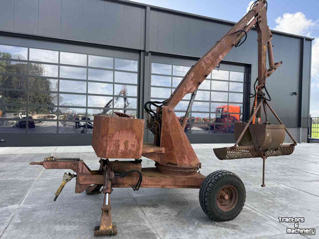 Other earthmoving and heavy equipment and accessories Bazzoli Landbouwkraan , getrokken kraan