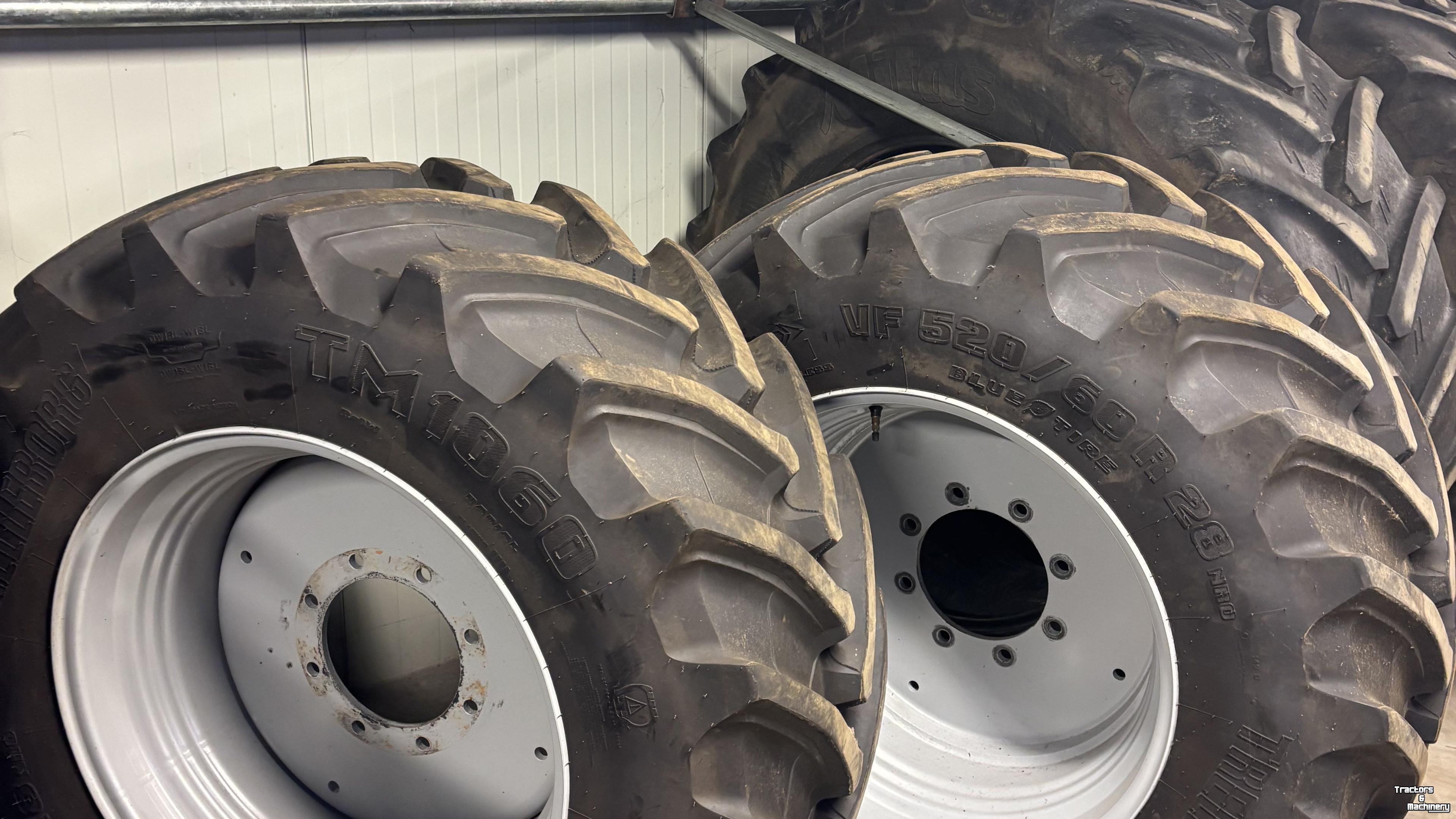 Wheels, Tyres, Rims & Dual spacers Trelleborg TRELLEBORG VF 520/60R28 cpl wielen