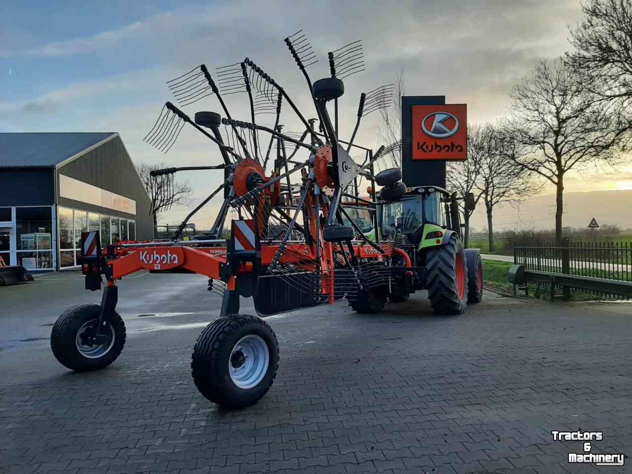 Rake Kubota RA2584 dubbele hark