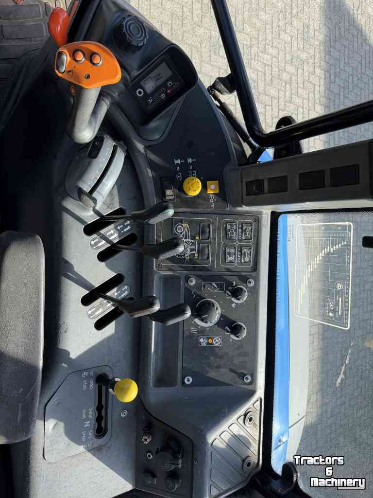 Tractor New Holland TM140 RC