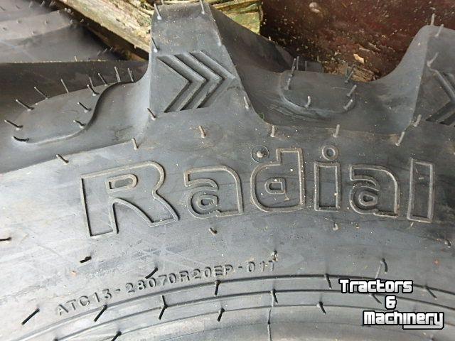 Wheels, Tyres, Rims & Dual spacers  280/70R20