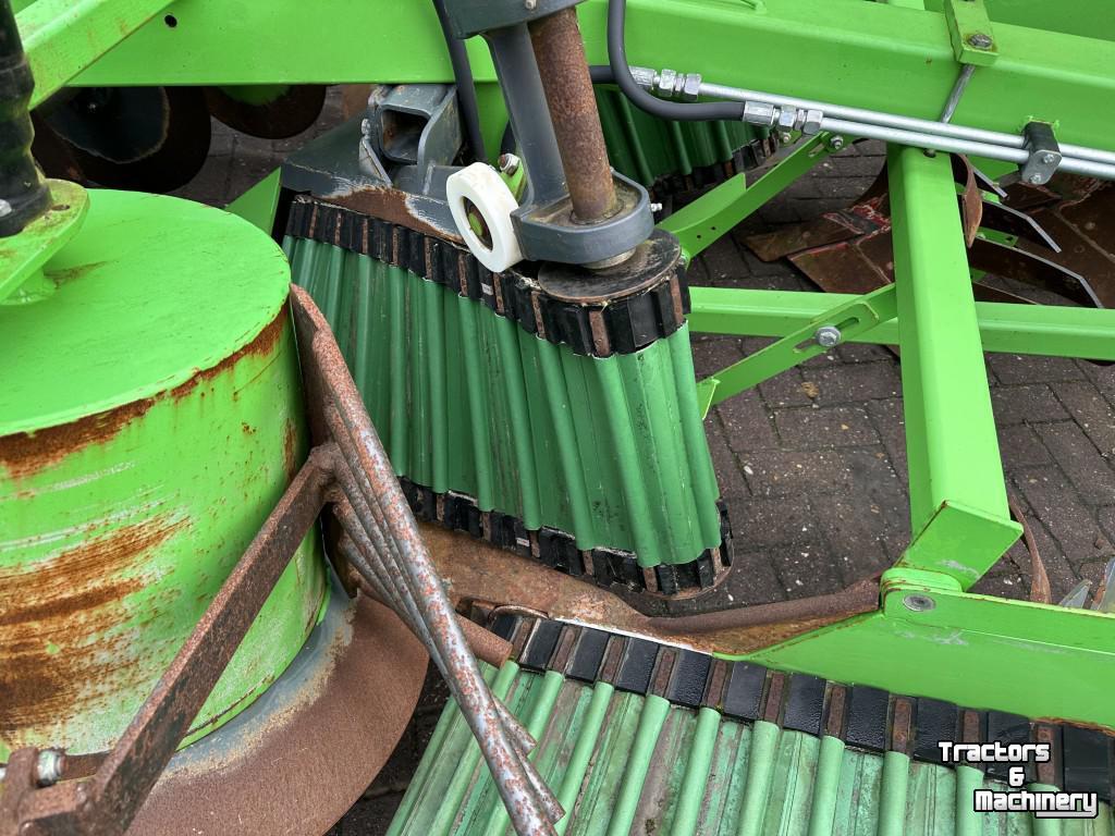 Ploughs  Beddenploeg
