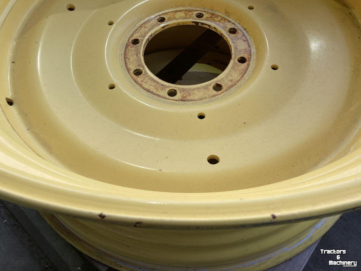 Wheels, Tyres, Rims & Dual spacers John Deere 18 X 38 velg