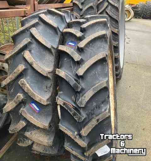 Wheels, Tyres, Rims & Dual spacers  320/90R32 + 340/85R48 Cultuurwielen