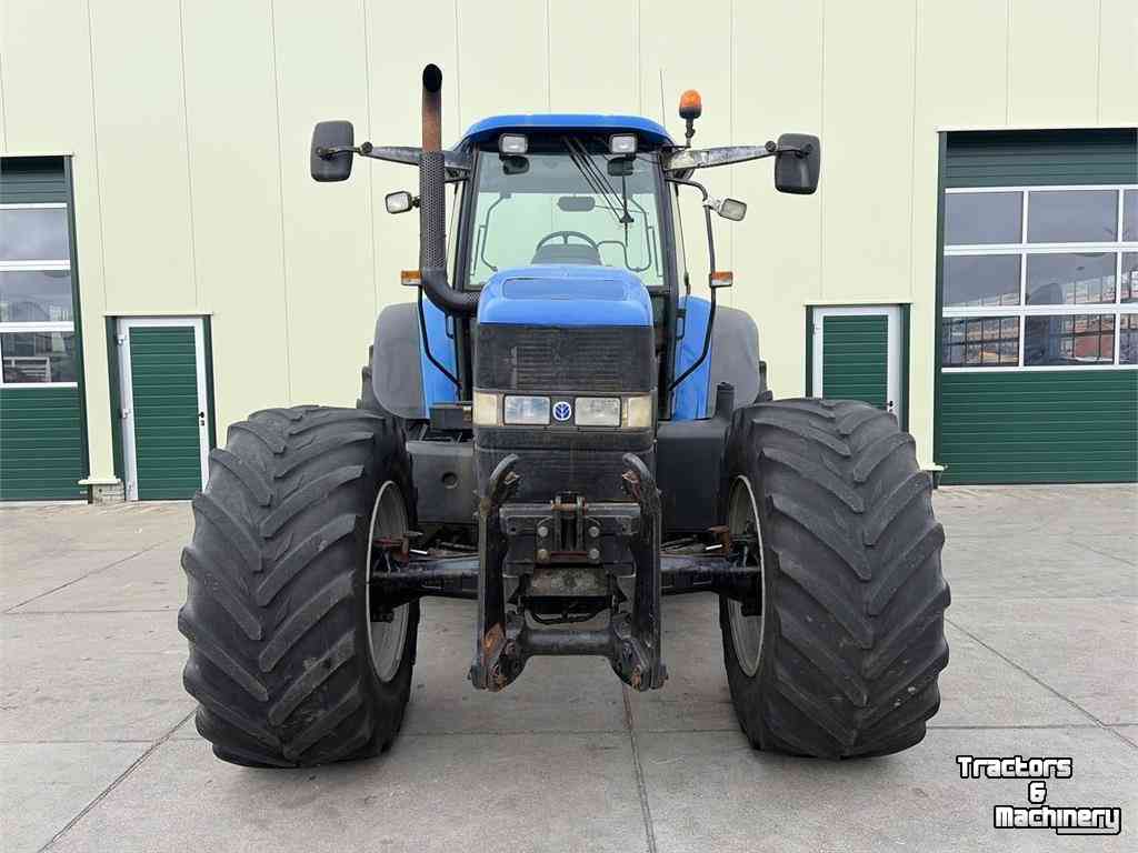 Tractor New Holland TM Series