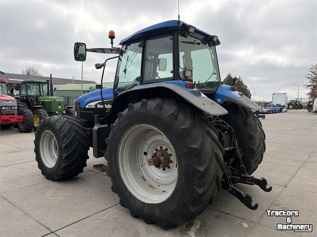 Tractor New Holland TM Series