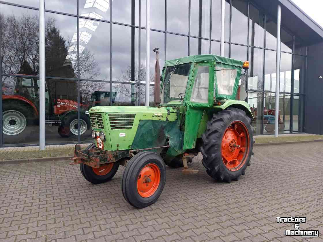 Tractors Deutz-Fahr 6006