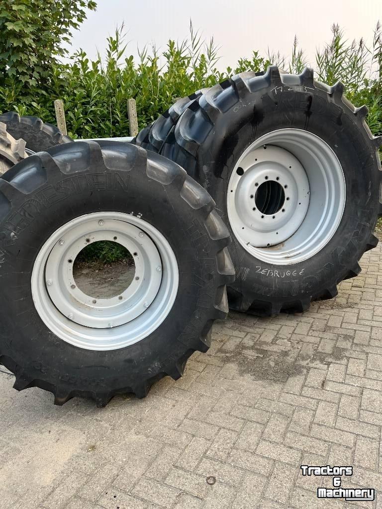 Wheels, Tyres, Rims & Dual spacers Vredestein Traction XXL set