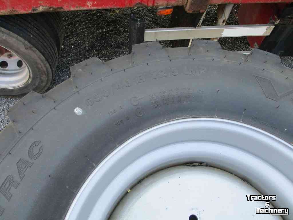 Wheels, Tyres, Rims & Dual spacers Vredestein 650/40-22.5  op velg