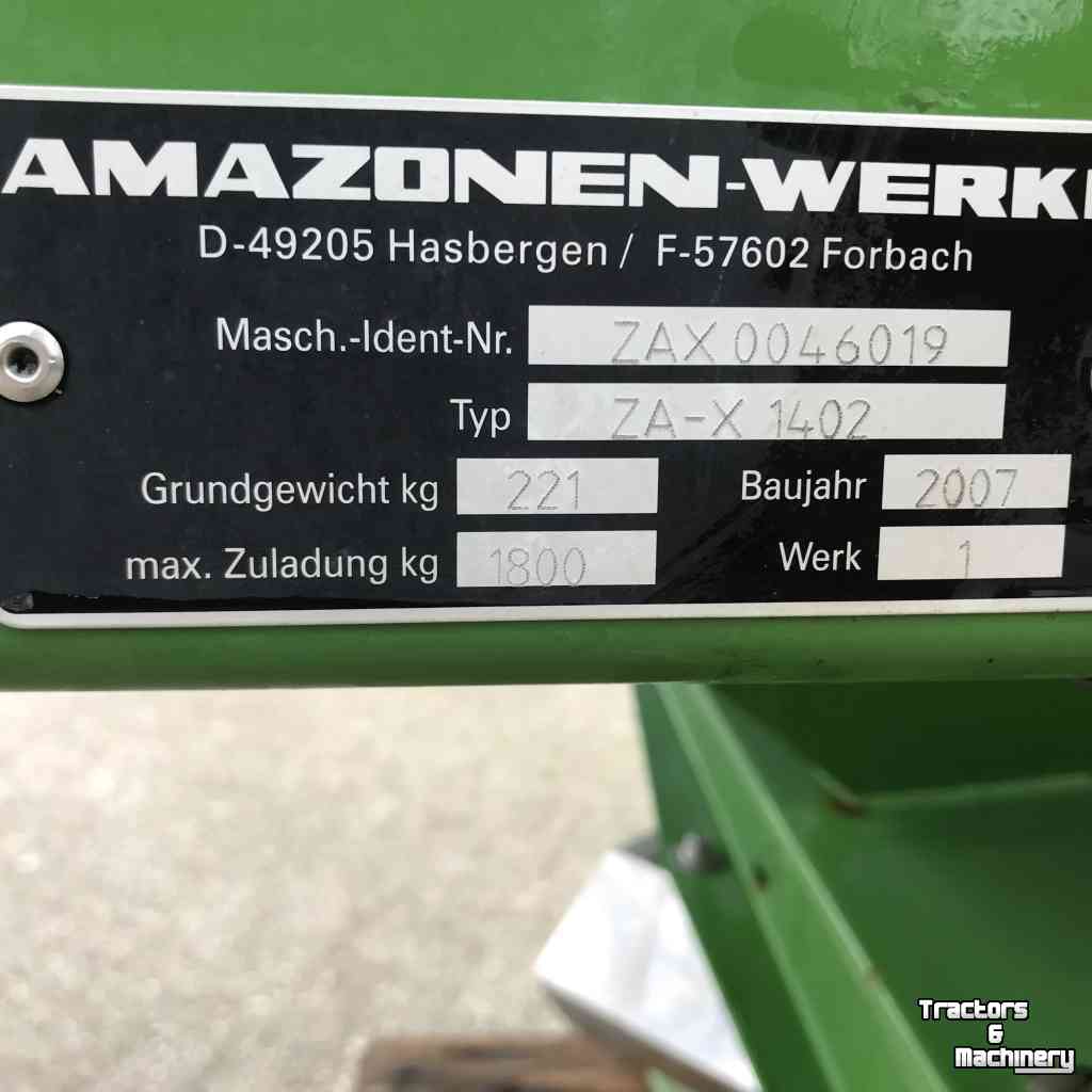 Fertilizer spreader Amazone ZA-X 1402 Perfect