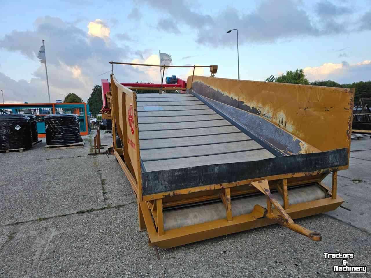 Receiving hopper Breston NB 10-250 8R
