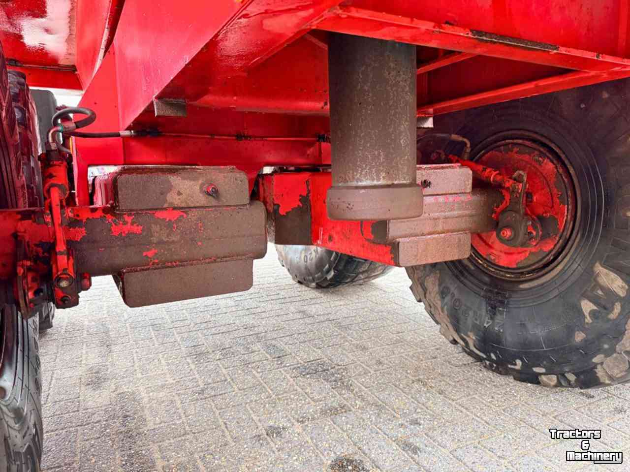Earth- / Sand-dumper Beco Maxxim 240 Zandkipper