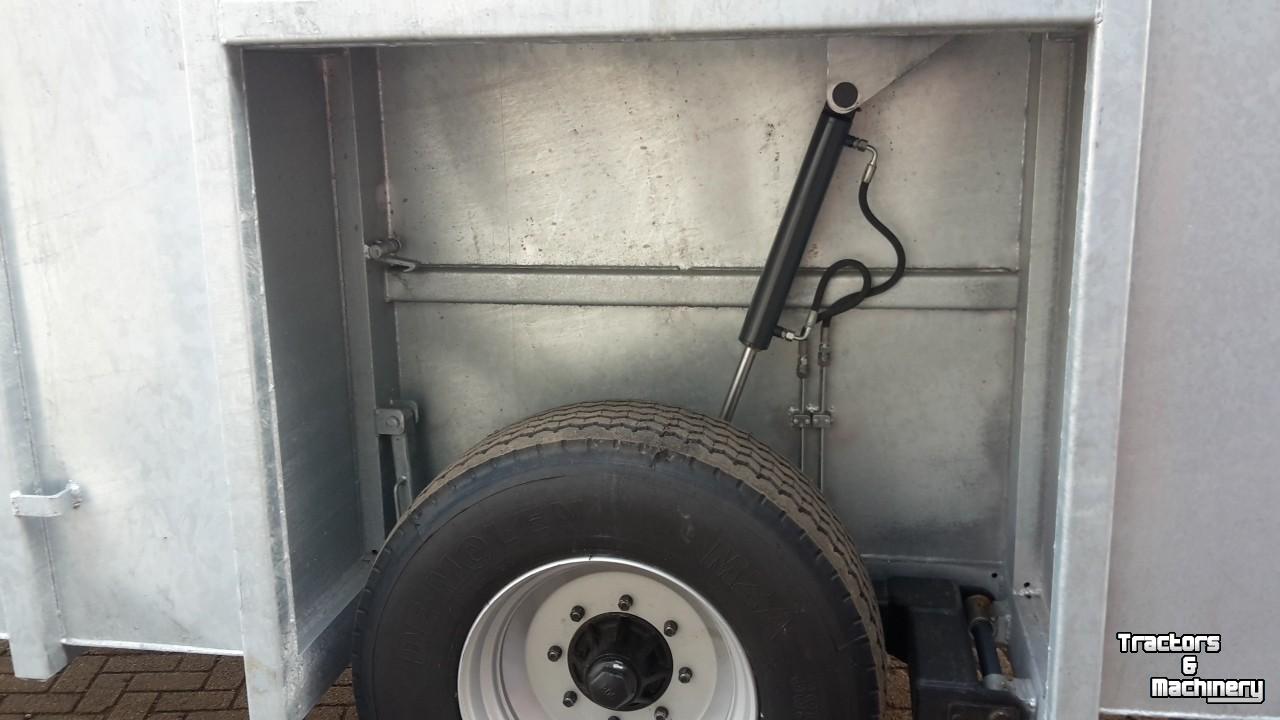 Manure container  Gegalvaniseerde mestcontainer