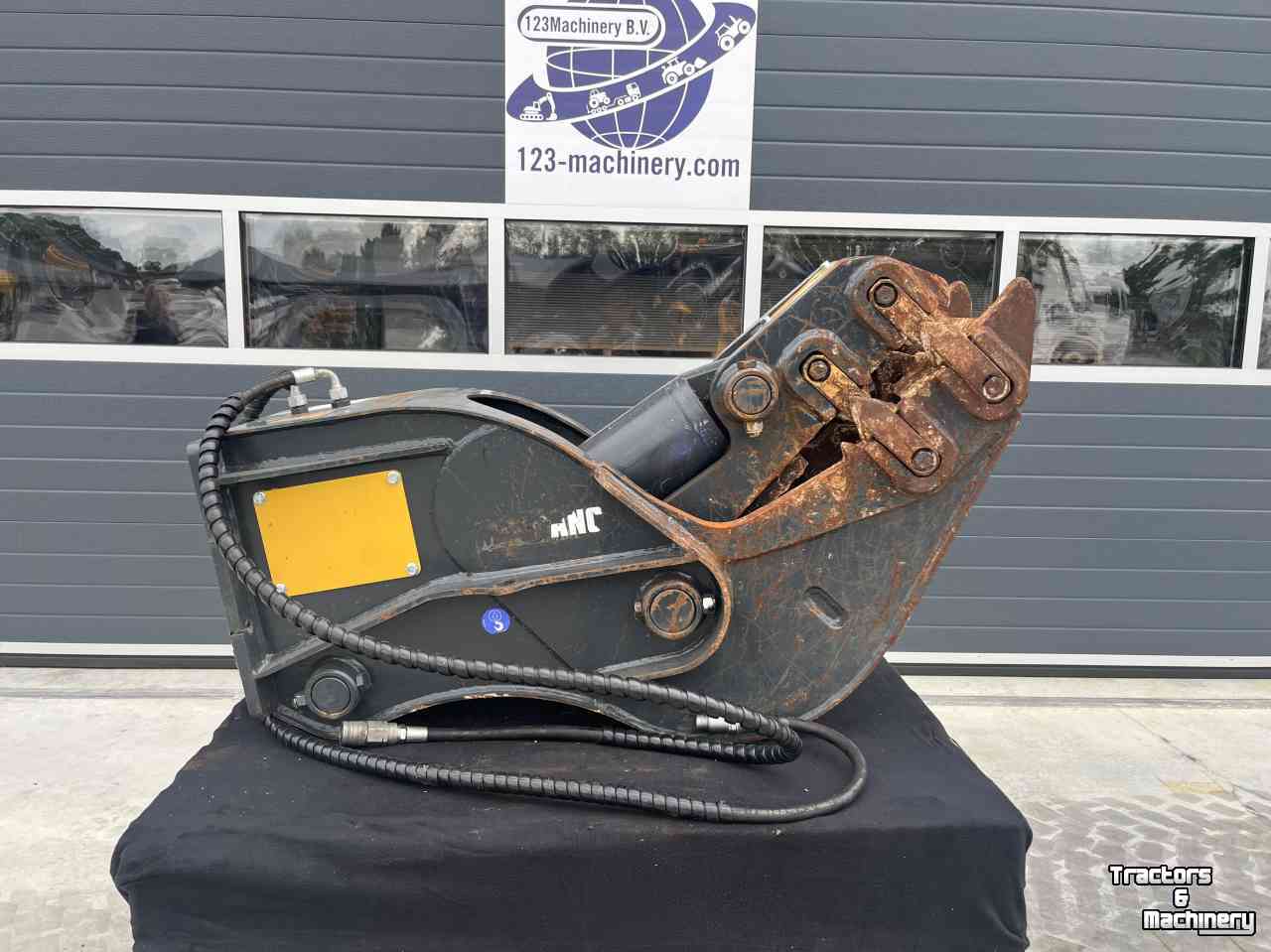 Concrete Pulverizers Mustang Beton breker 4.5/11 ton