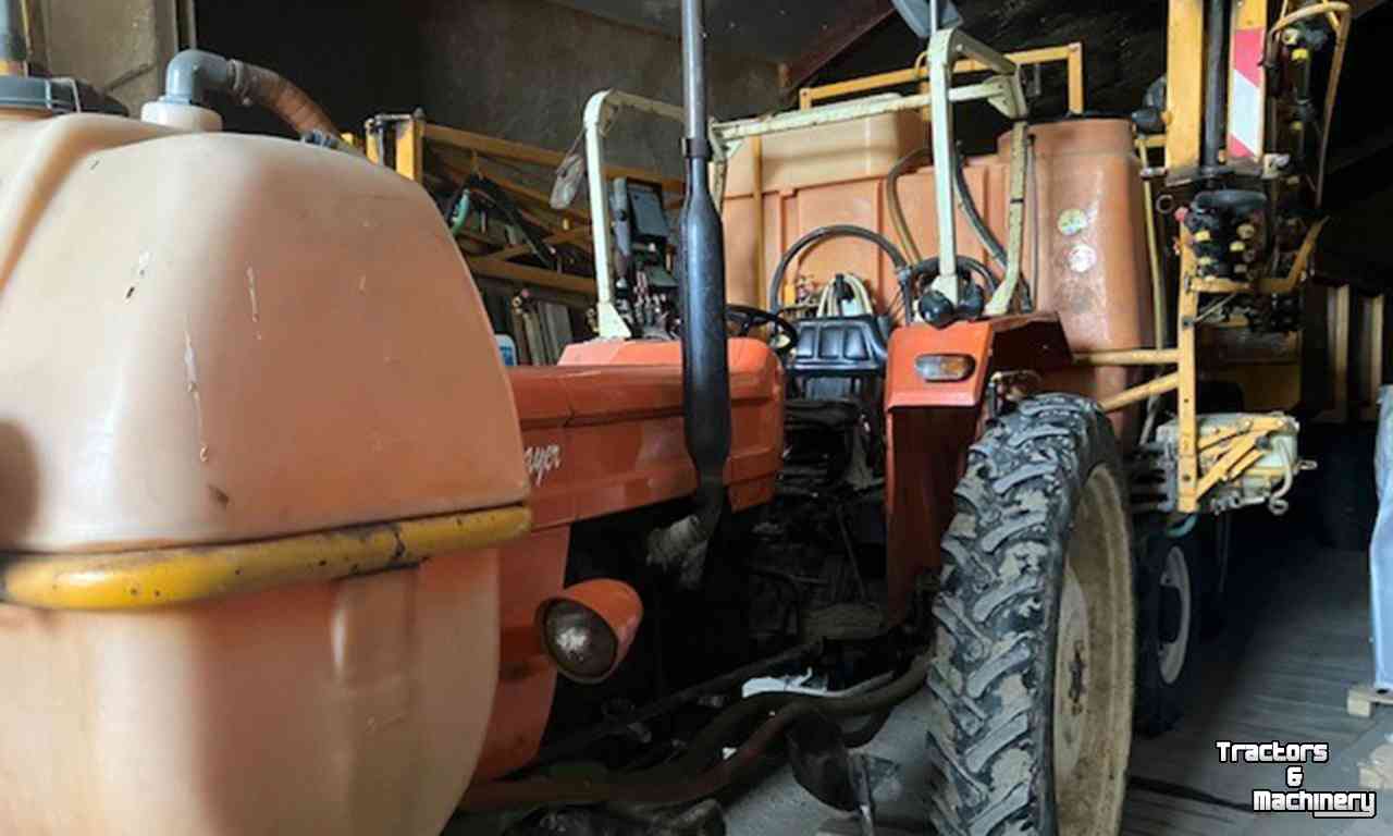 Tractors Fiat 640 Tractor