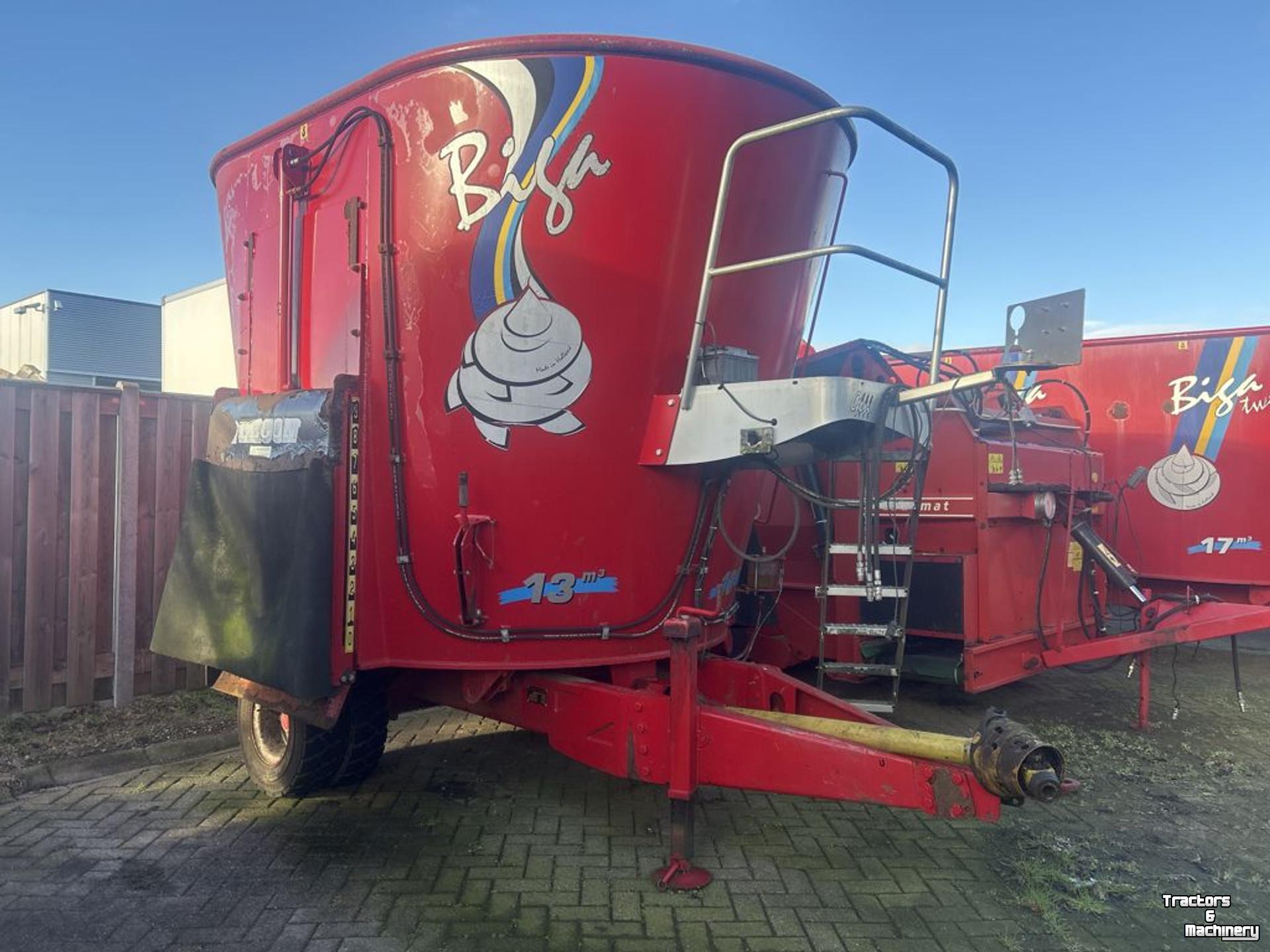 Vertical feed mixer Peecon VME130