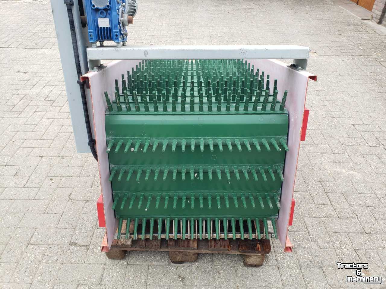 Conveyor  Transportband met vingermeenemers