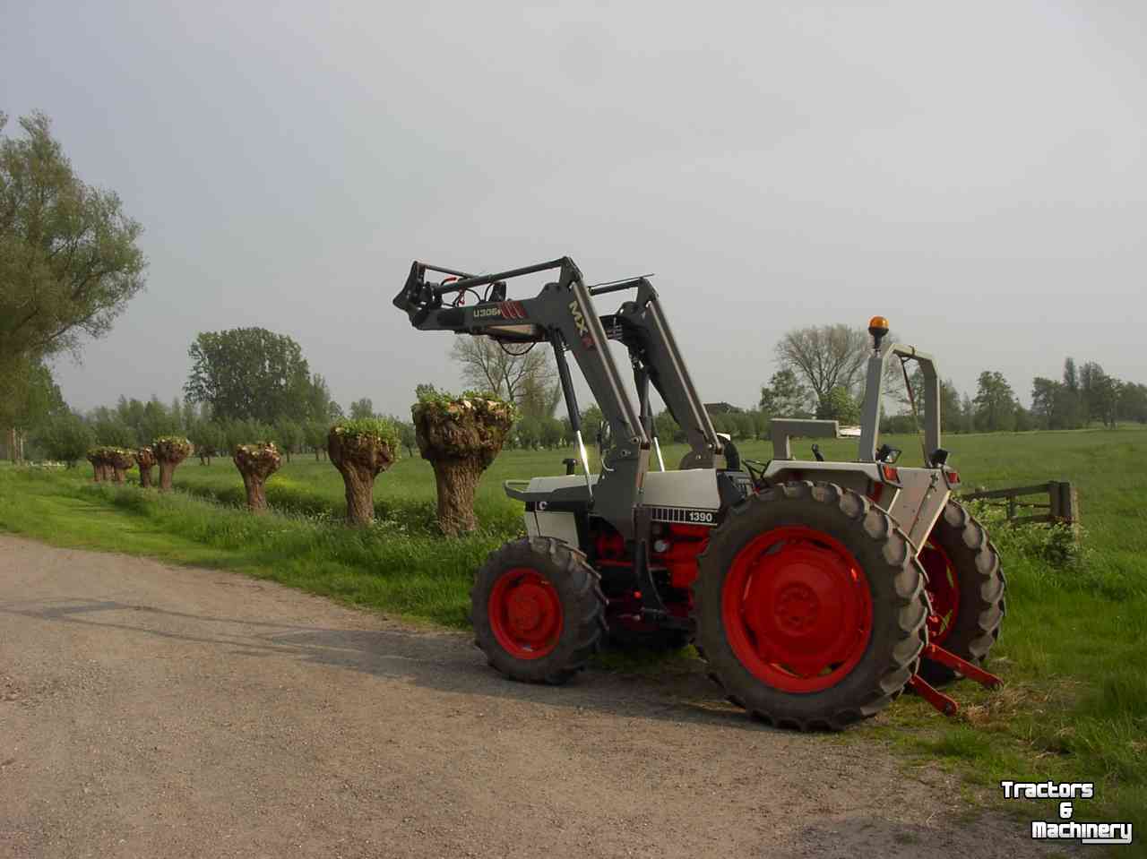 Tractors Case 1390 - 4 wd