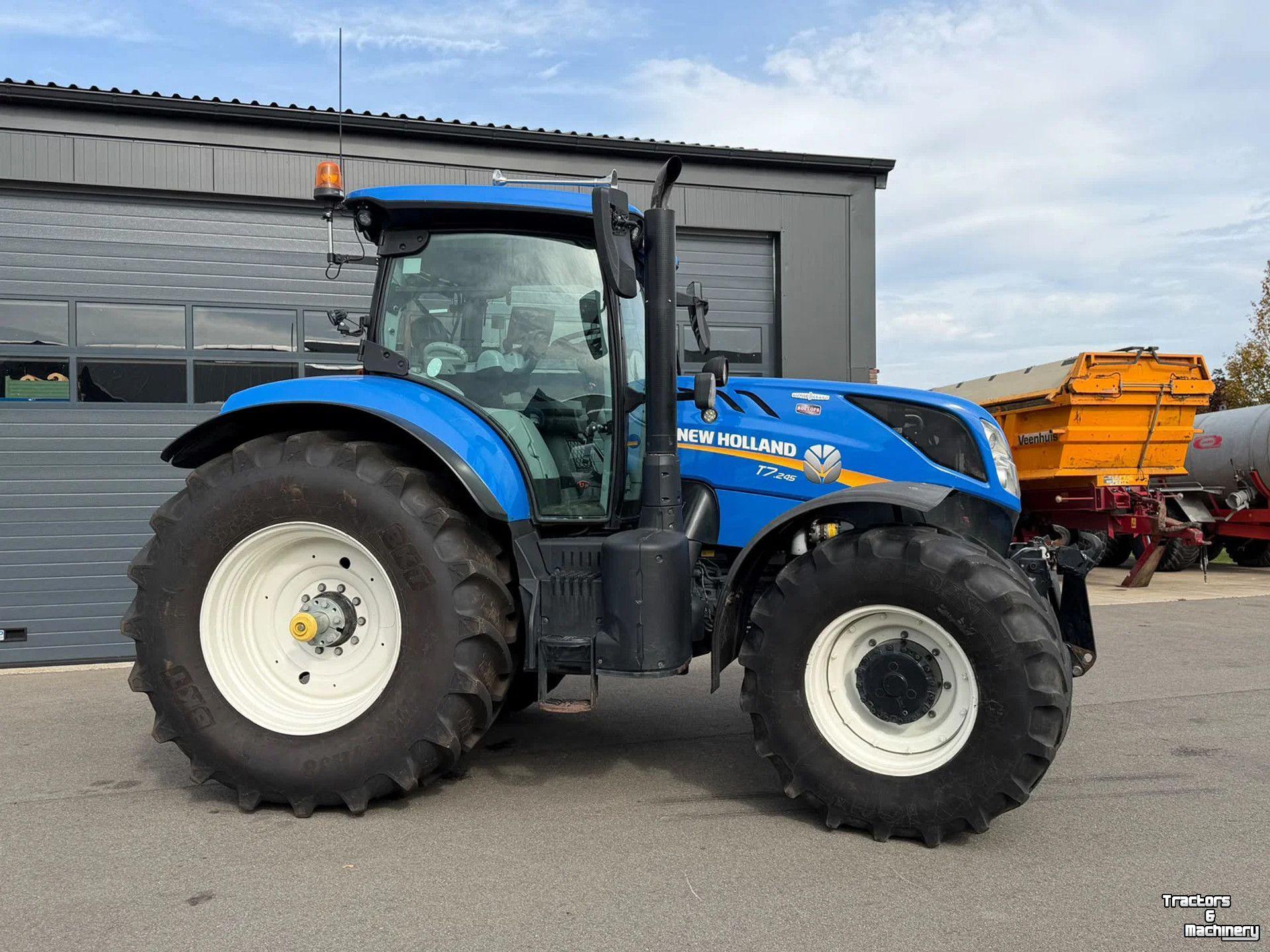 Tractor New Holland T7.245 Autocommand