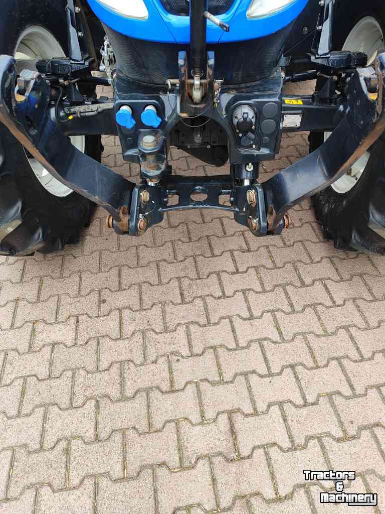 Tractor New Holland T5.140 AC VERKOCHT