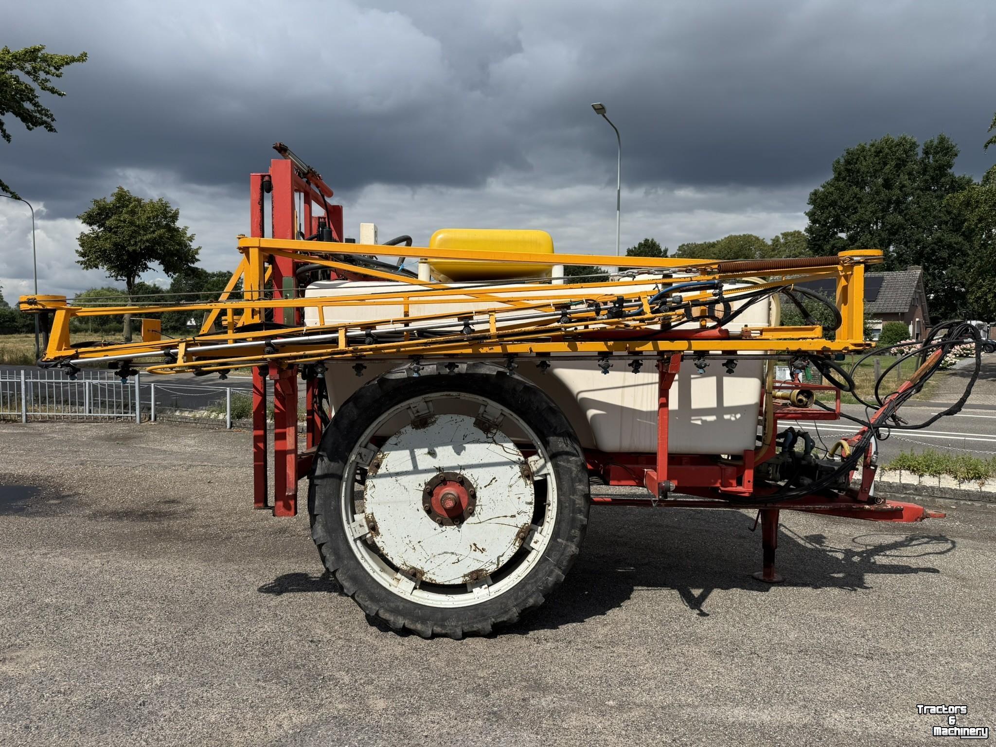 Fieldsprayer 3 points Cebeco 3000l 24m