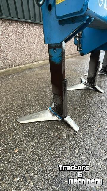 Cultivator Lemken dolomit 9 voorzetwoeler