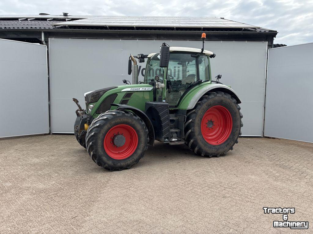 Tractor Fendt 714 SCR