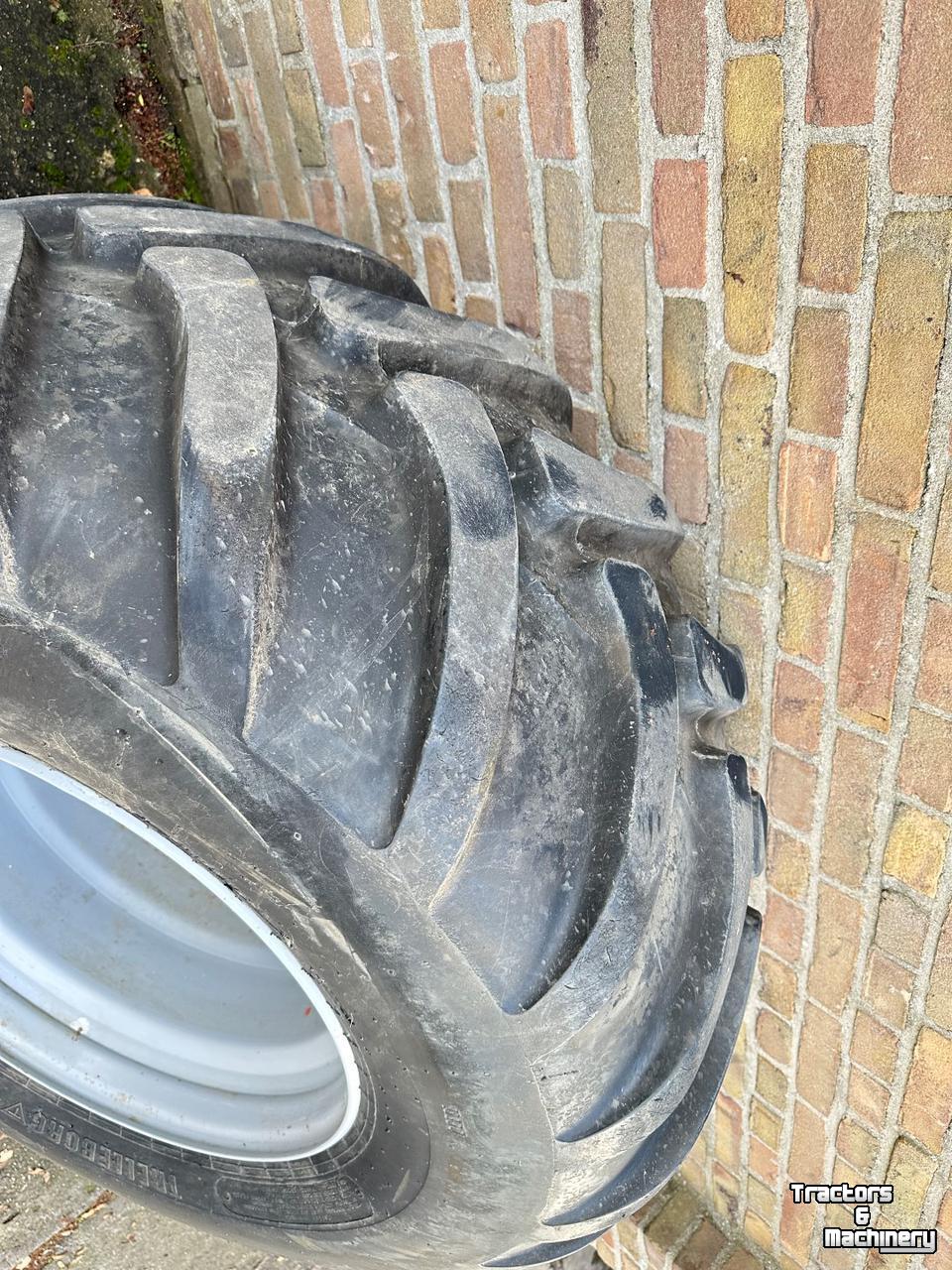Wheels, Tyres, Rims & Dual spacers Trelleborg 500/60R22.5