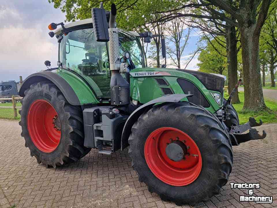 Tractors Fendt 724 profi