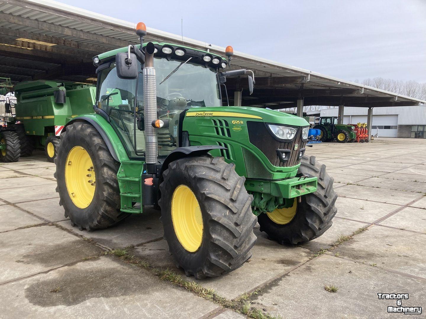 Tractor John Deere 6125R