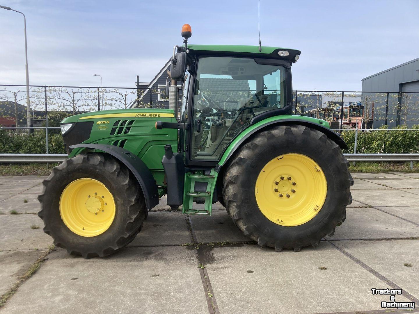 Tractor John Deere 6125R