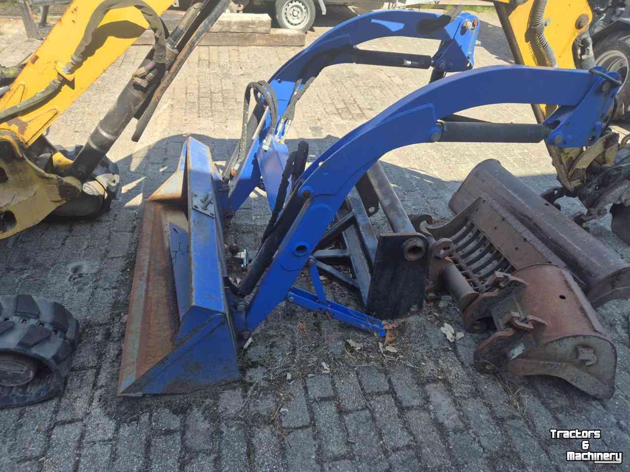 Front-end loader Iseki TM 3215