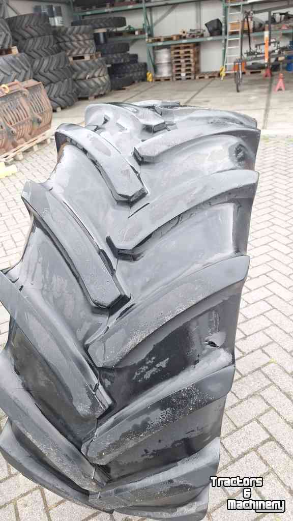 Wheels, Tyres, Rims & Dual spacers Mitas SFT 540/65R28