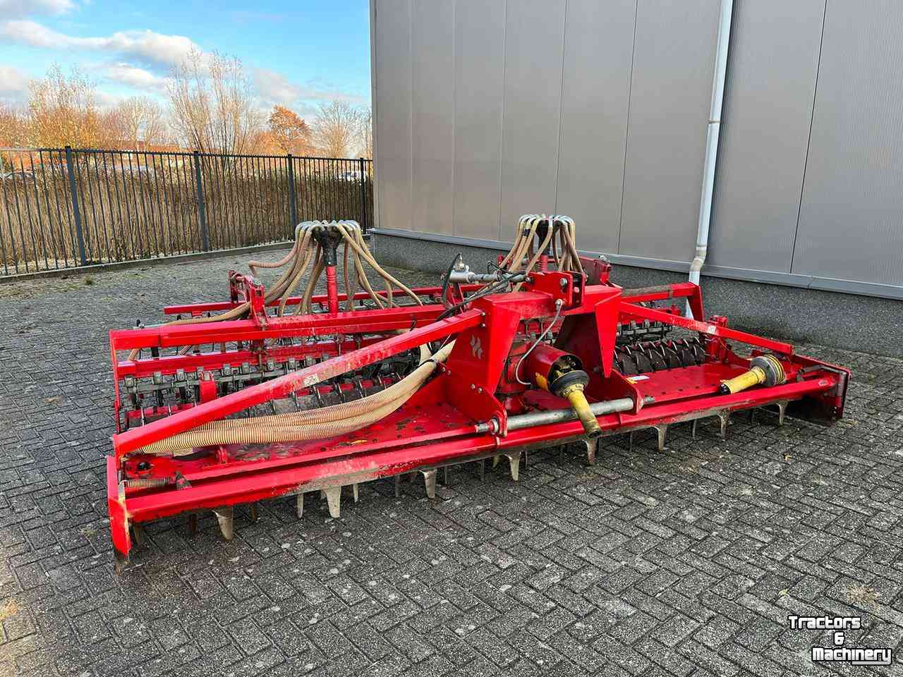 Seed Drill Combination Howard Rotorkopeg / Kopeg met zaaibalk