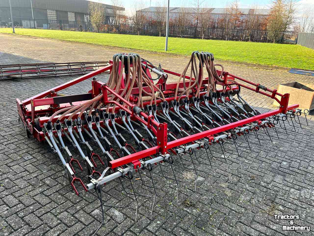 Seed Drill Combination Howard Rotorkopeg / Kopeg met zaaibalk