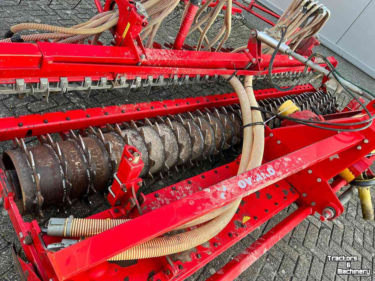 Seed Drill Combination Howard Rotorkopeg / Kopeg met zaaibalk
