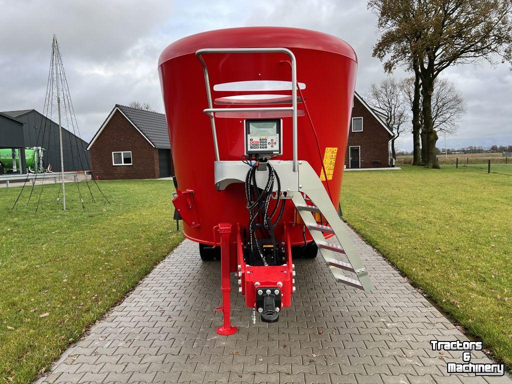 Feed mixer Peecon Biga Topliner Twin Future 19