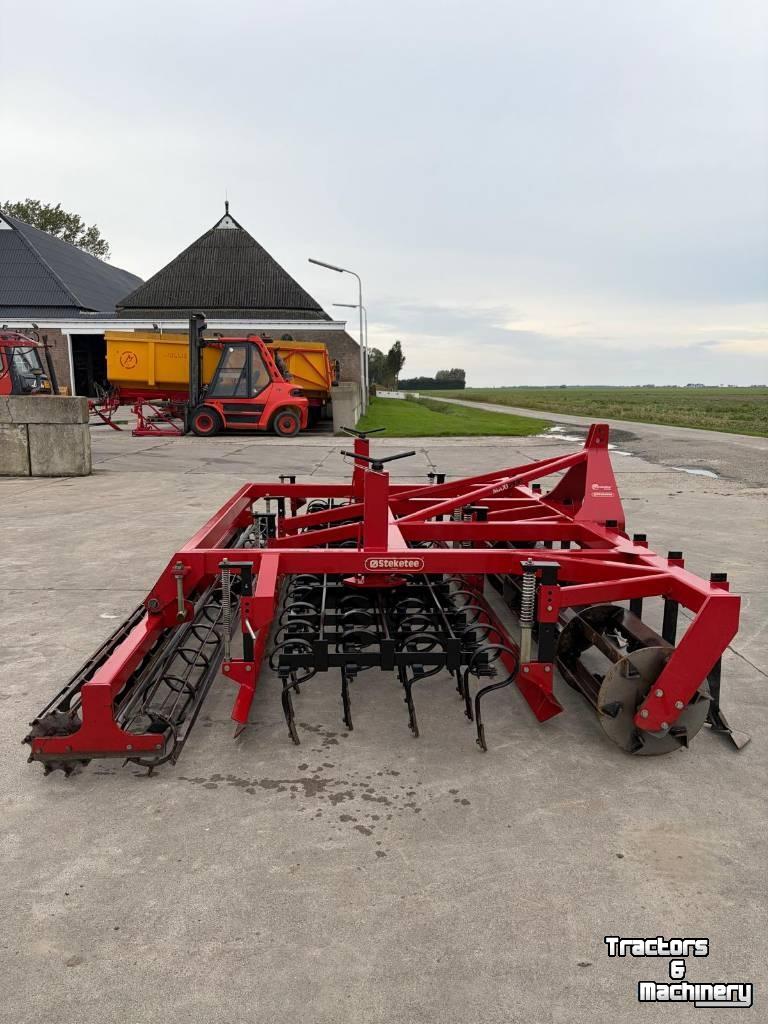 Seedbed combination Steketee Maxisprint zaaibedbereider