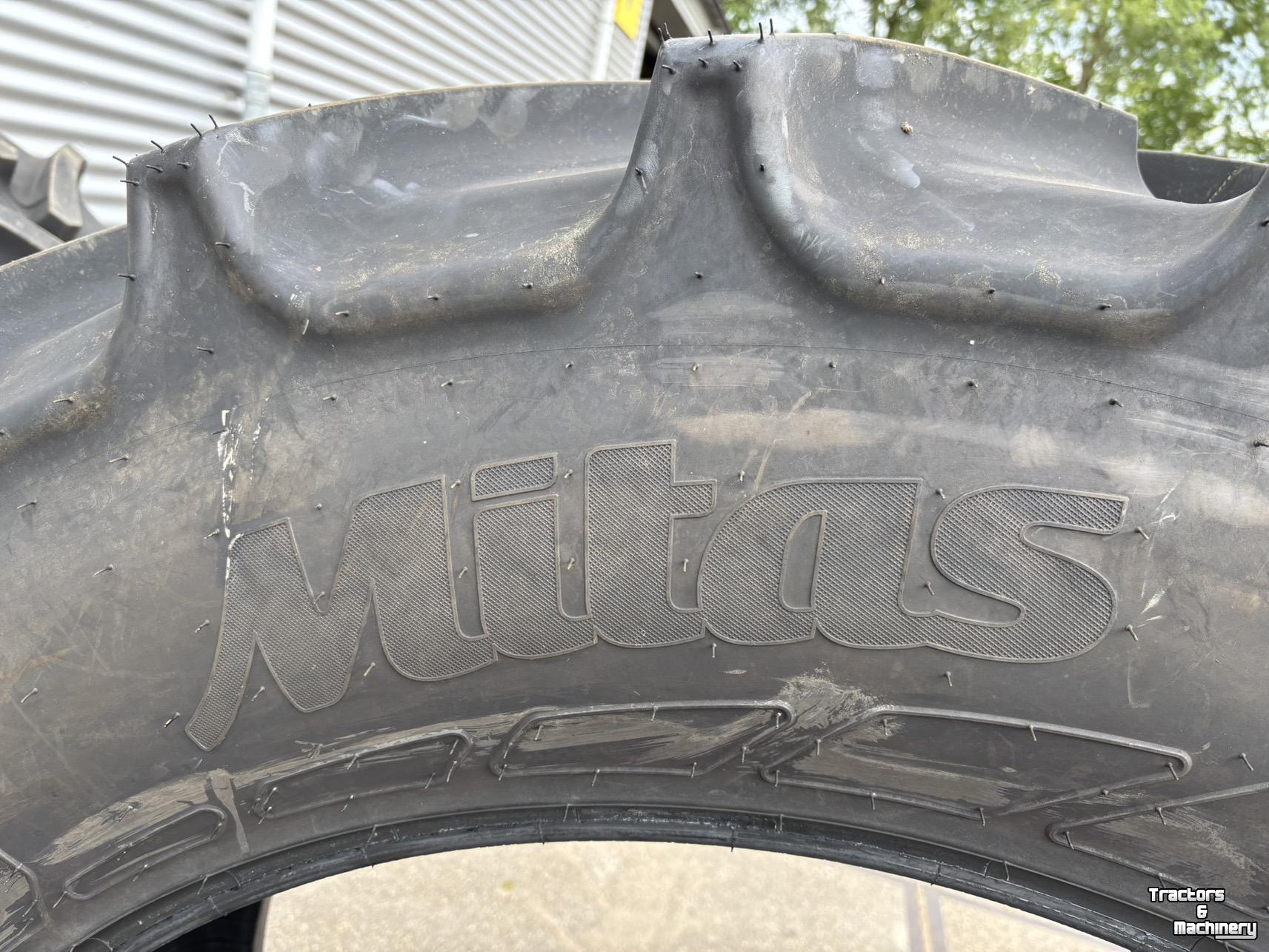 Wheels, Tyres, Rims & Dual spacers Mitas AC65