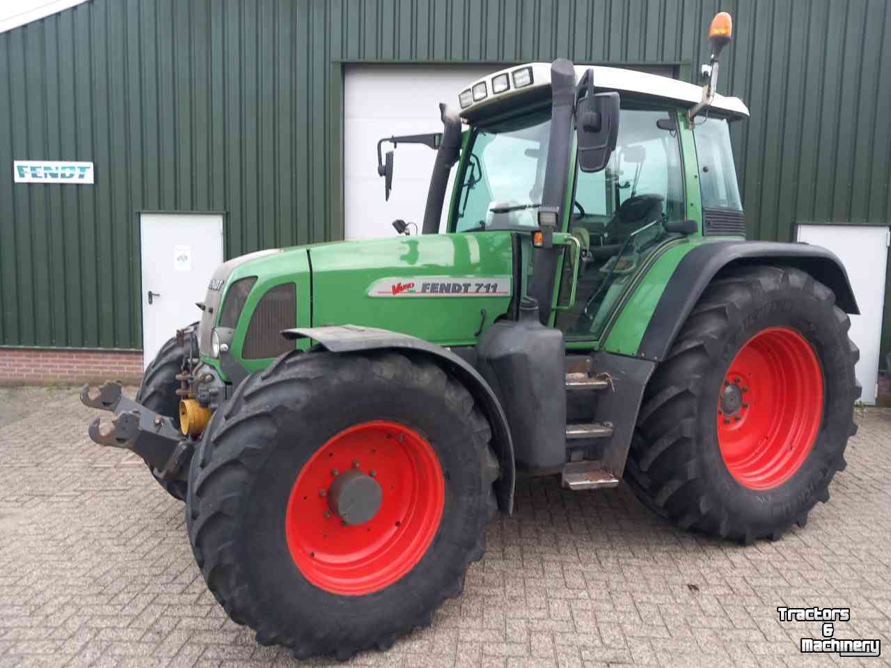 Tractor Fendt 711 Vario TMS