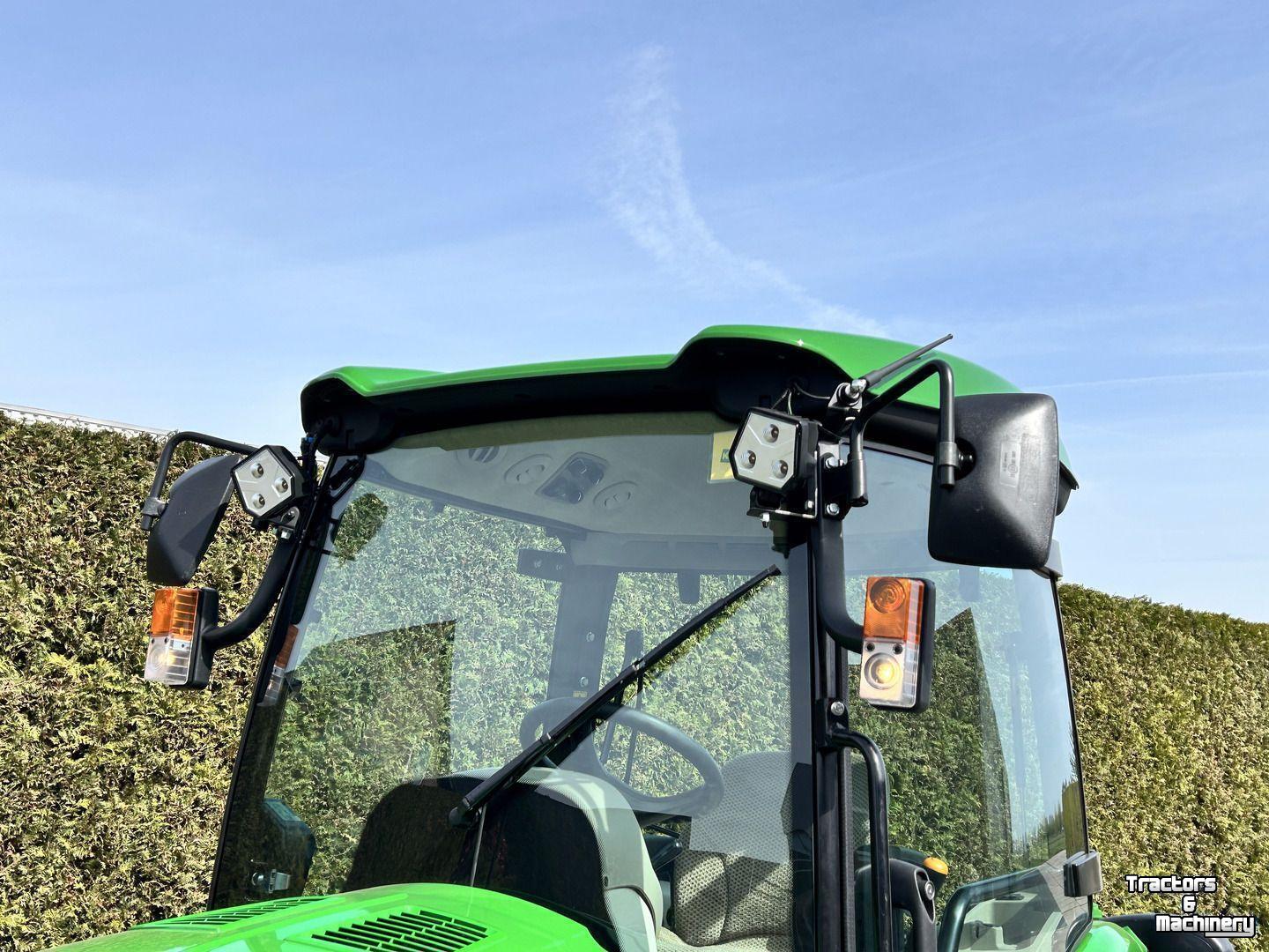Small-track Tractor John Deere 4066R