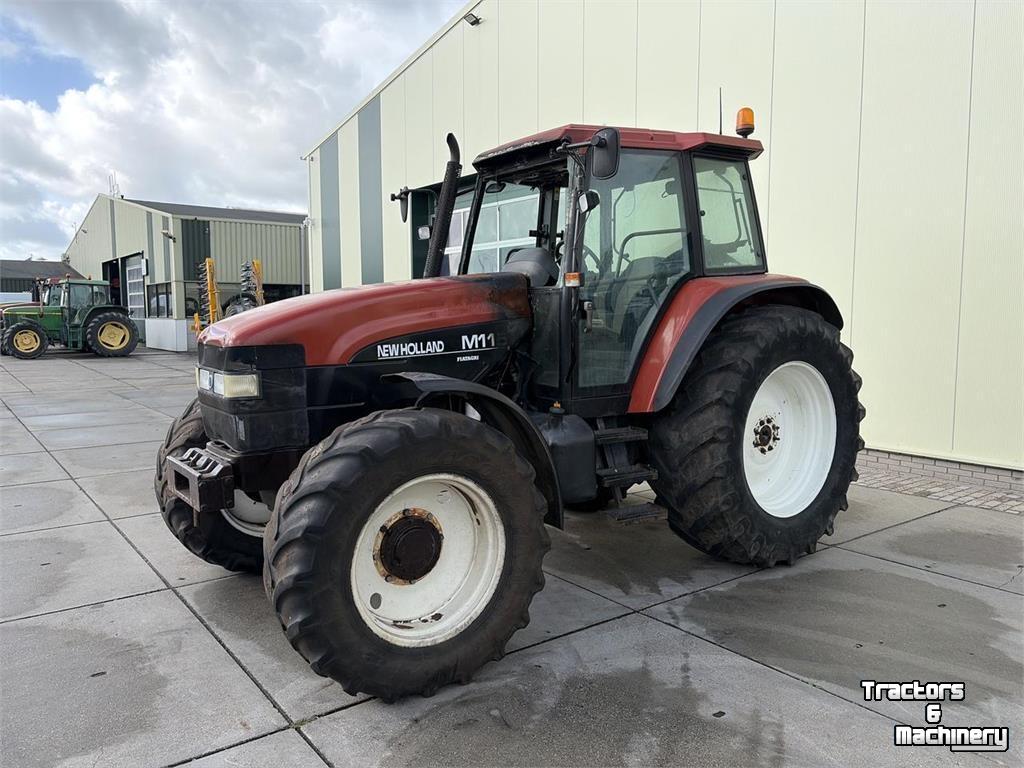 Tractor New Holland 8160