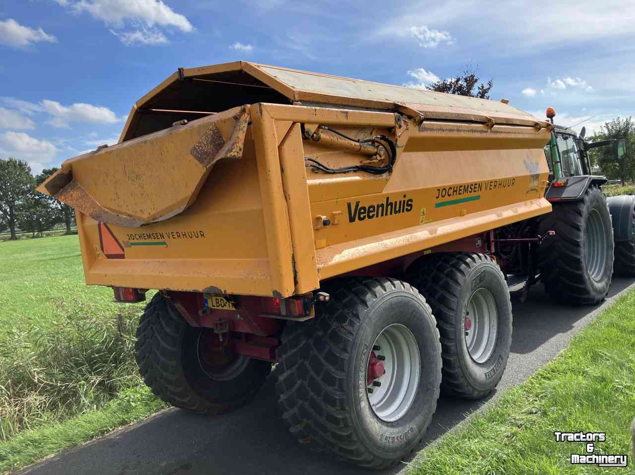 Earth- / Sand-dumper Veenhuis JVZK 21000 te huur, huren.