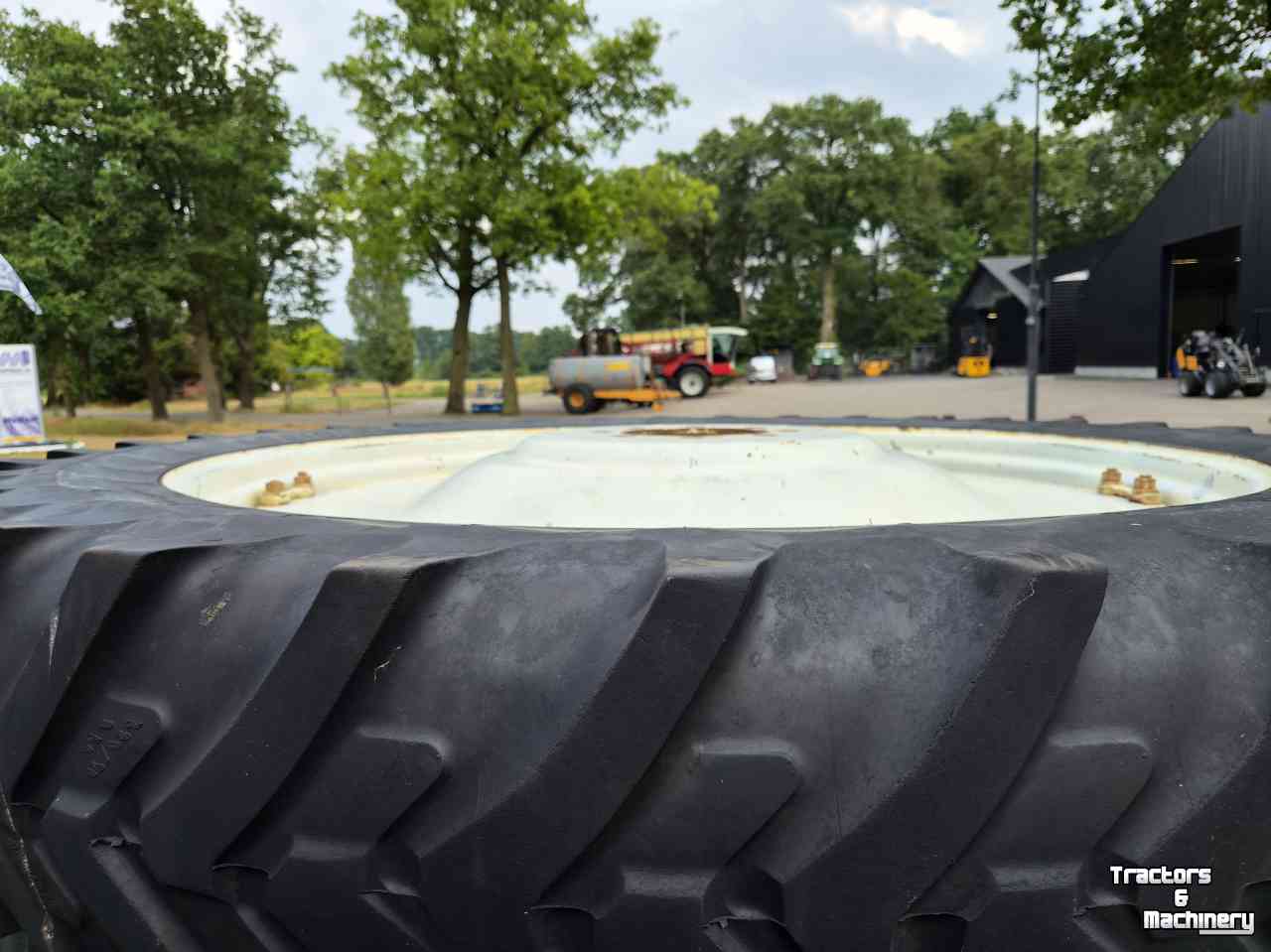 Wheels, Tyres, Rims & Dual spacers Michelin 4 stuks 320/90R54, cultuurwielen veldspuit
