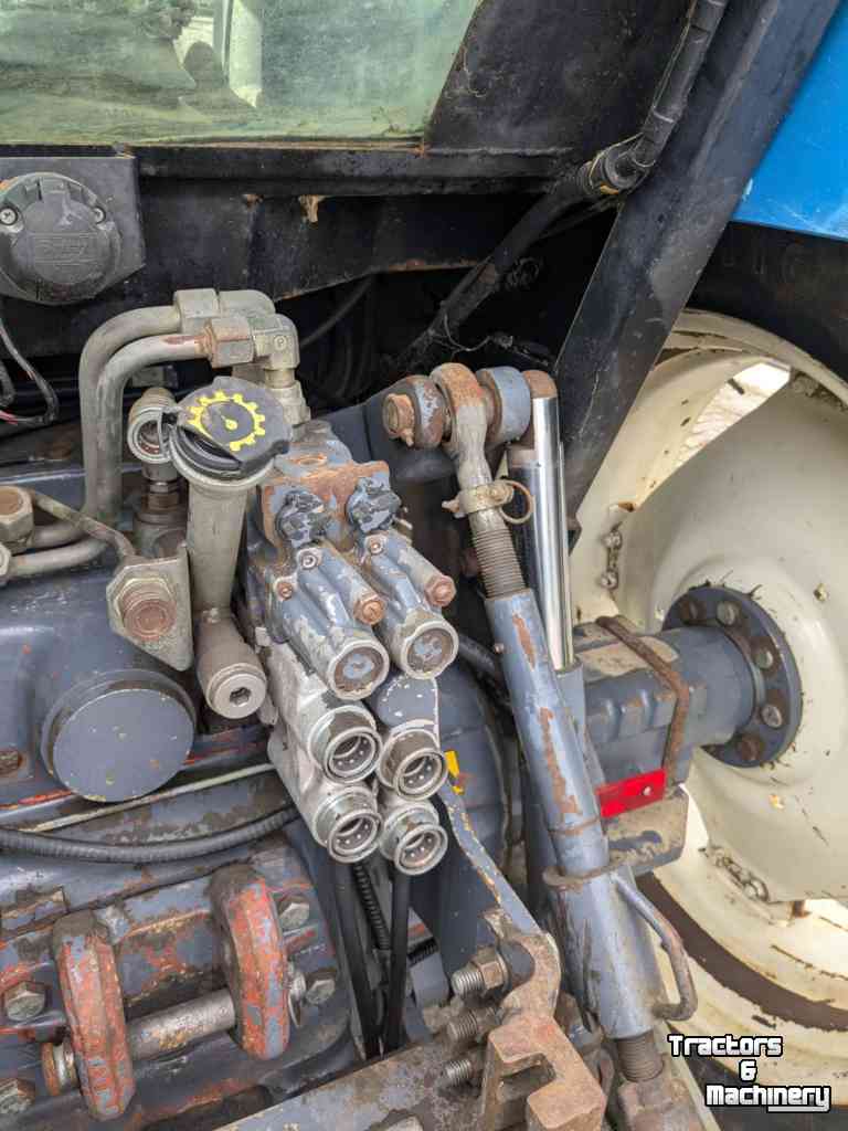 Tractor New Holland TS 110