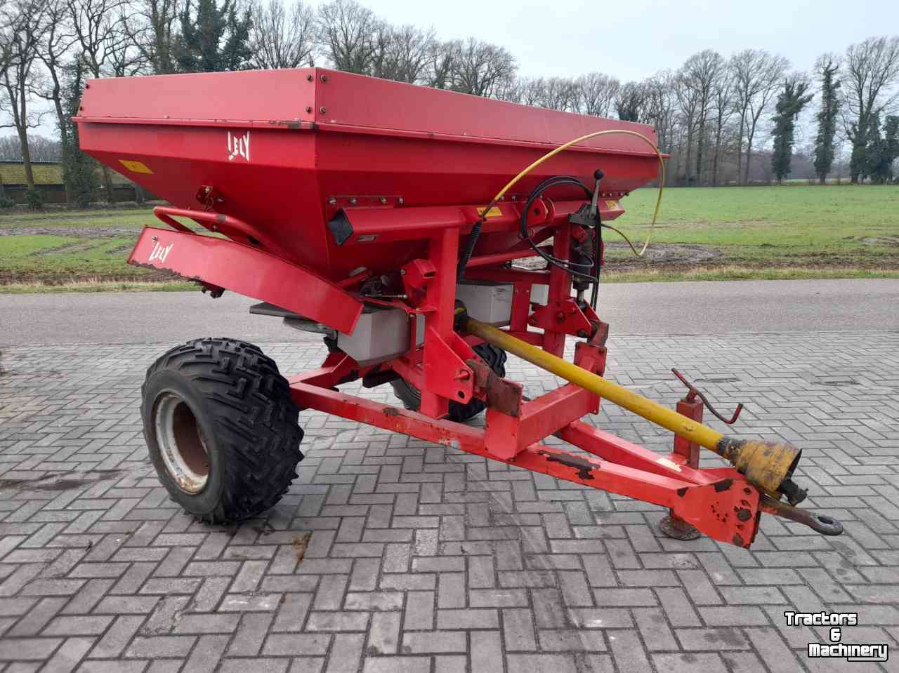 Fertilizer spreader Lely Centerliner SL