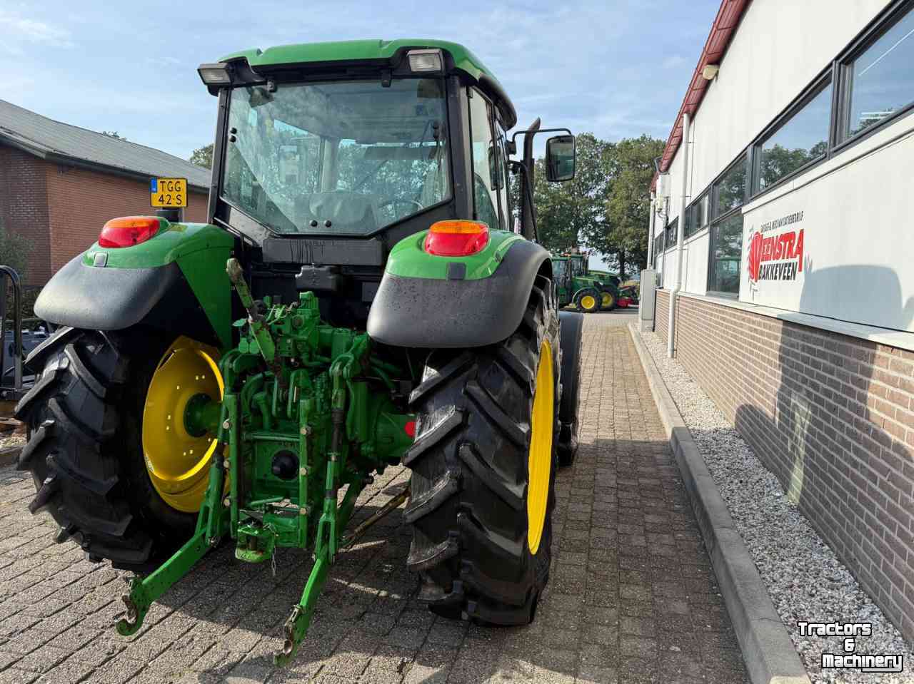 Tractor John Deere 6120 SE