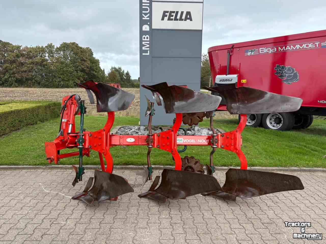 Ploughs Vogel & Noot 3S-MS950