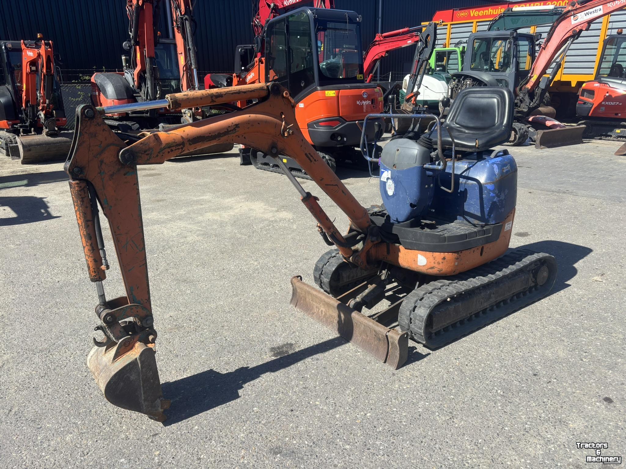 Excavator mobile Komatsu PC10MR