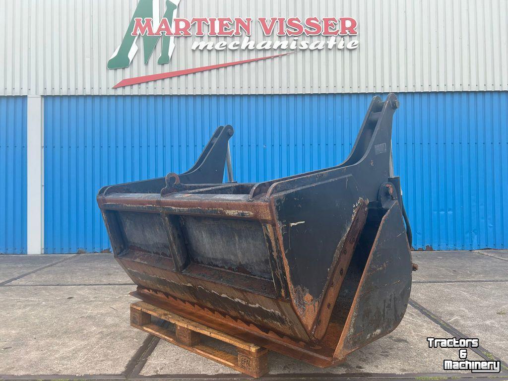 Silage cutting bucket  VTM Kuilhapper met manitou aansluiting